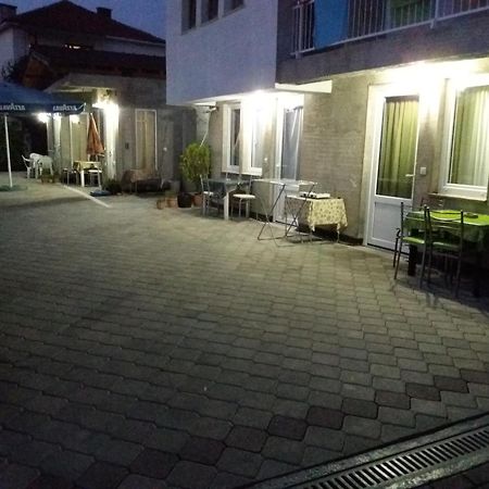 אוהריד Apartments Nasteski מראה חיצוני תמונה